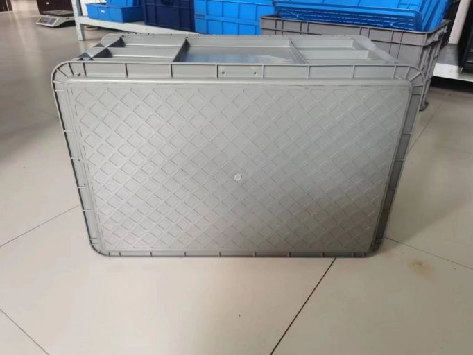 FC4628平底（防尘箱带盖）