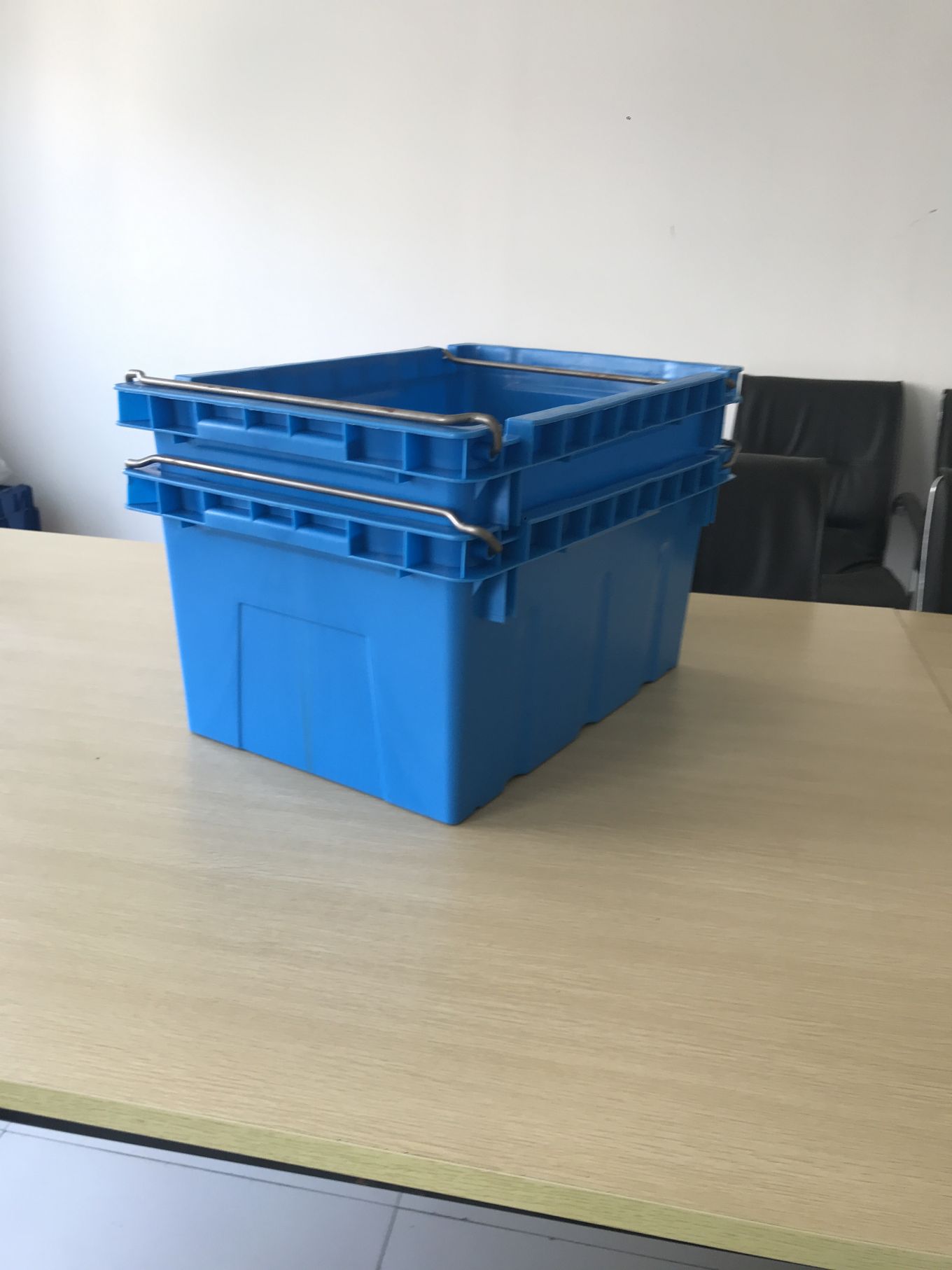 铁耳箱（含铁杆）